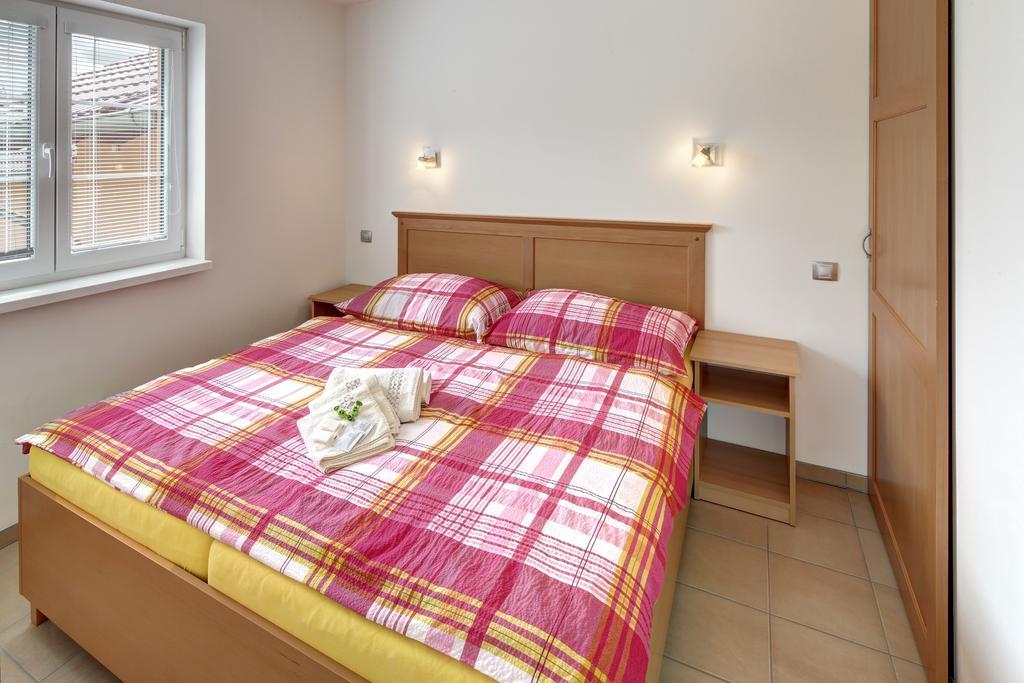 Penzion Harmonie Žlutice Habitación foto